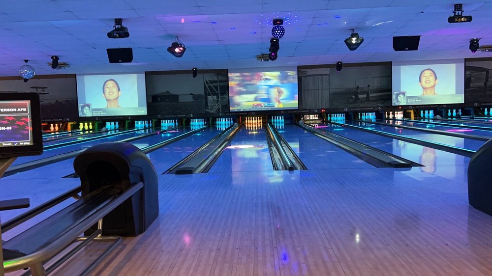 Kittyhawk Lanes Logo