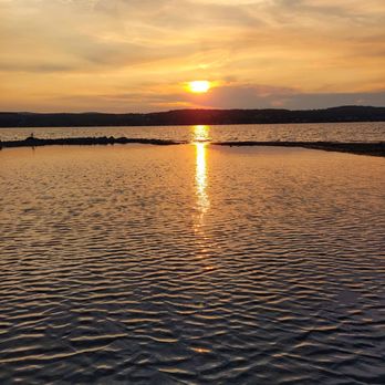 Deep Run Beach - Parks Near Me - Canandaigua, New York