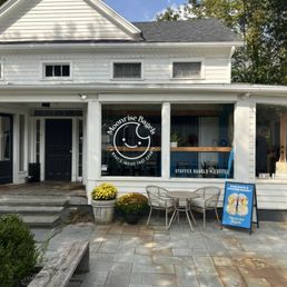 Exterior photo of Moonrise Bagels - Woodstock, New York Exterior photo of Moonrise Bagels - Woodstock, New York