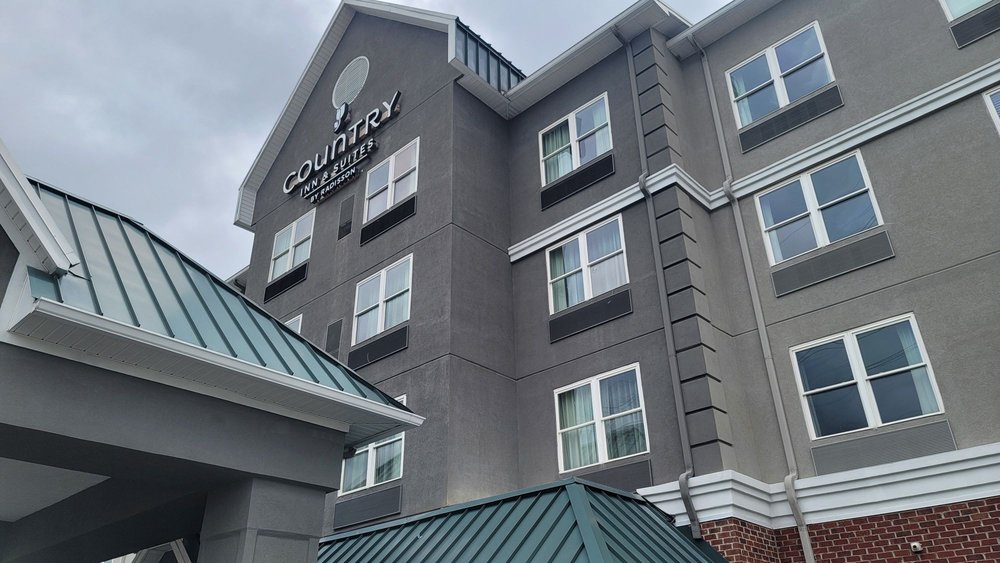 COUNTRY INN & SUITES Updated May 2024 41 Photos & 34 Reviews 731