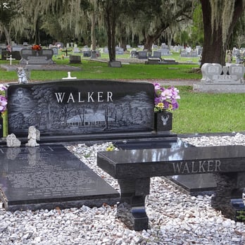Basinger Cemetery - These granite headstones with carvings and nature scenes were beautiful! - Funeral Services & Cemeteries Near Me - Okeechobee, Florida