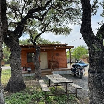 The Historic Leakey Inn - Hotels Near Me - Leakey, Texas The Historic Leakey Inn - Hotels Near Me - Leakey, Texas