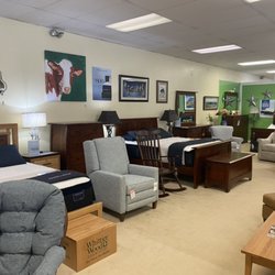 Harris Family Furniture  - Whittier Wood, MillCraft, Sam Moore and more!