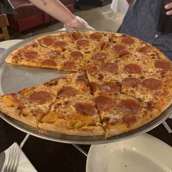Leo’s Pizzeria - Pepperoni pizza - Pizza Near Me - Pilot Point, Texas