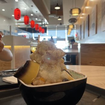 Meet Fresh - Medium Q Mochi Milk Shaved Ice - Bubble Tea Near Me - Westminster, California Meet Fresh - Medium Q Mochi Milk Shaved Ice - Bubble Tea Near Me - Westminster, California