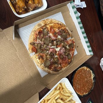 Ameci Pizza & Pasta - Meat Lovers Pizza Spaghetti with Meat Sauce Classic Wings French Fries - Pizza Near Me - Sylmar, California Ameci Pizza & Pasta - Meat Lovers Pizza Spaghetti with Meat Sauce Classic Wings French Fries - Pizza Near Me - Sylmar, California