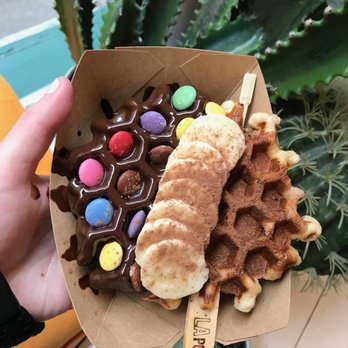 Lapop - The best thing in the WORLD! - Waffles Near Me - Montreal, Quebec