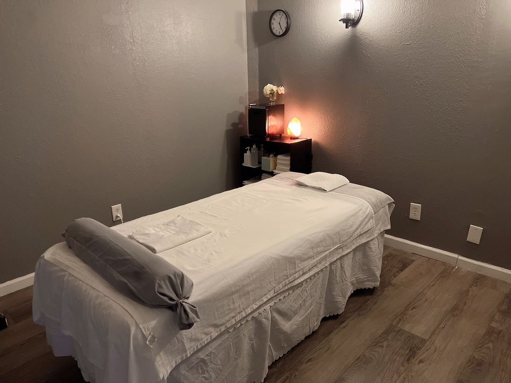 OASIS MASSAGE Updated October 2024 7995 Lyndon B Johnson Fwy