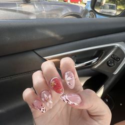 An Nails