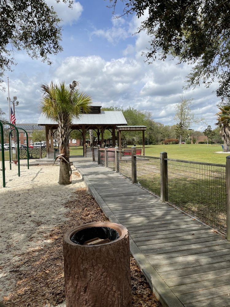 Harold Turpin Park Image