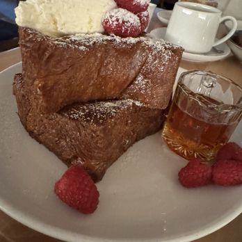 Diane’s Place - Thai tea French toast - Cafes Near Me - Minneapolis, Minnesota