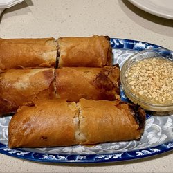 Na's Thai Cafe - Special Egg Rolls - sooooo good. Deep-fried and filled with pork, thin clear noodles, carrots, and onions.