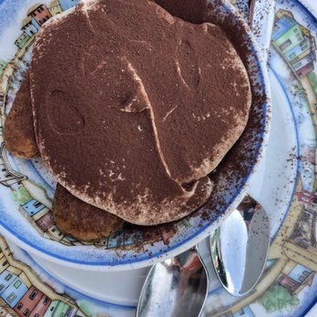 Al Gatto Nero - Tiramisu-yum! - Italian Near Me - Burano, VE