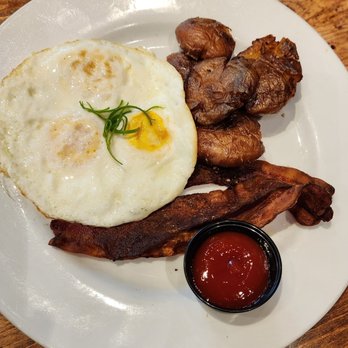 Scratch Kitchen - The Classic Breakfast - Breakfast & Brunch Near Me - Honolulu, Hawaii