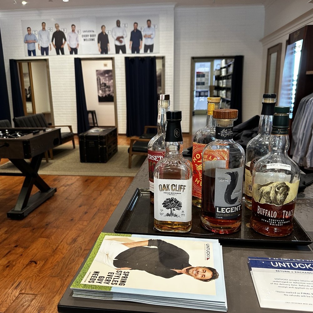 UNTUCKit - Men's Clothing Near Me - Dallas, Texas UNTUCKit - Men's Clothing Near Me - Dallas, Texas