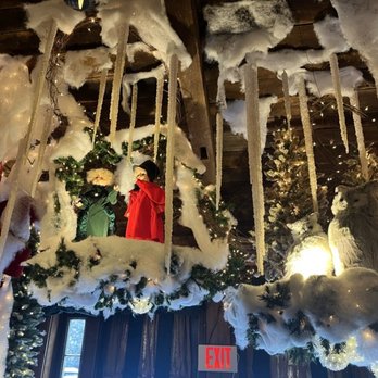 The Cabin - Italian Near Me - Aurora, Ohio
