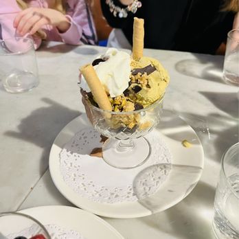Eataly - Chicago - Pistachio ice cream - Pizza Near Me - Chicago, Illinois