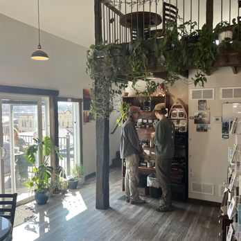 Bella Vita Cafe - Coffee & Tea Near Me - Baraboo, Wisconsin