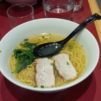 Sapporo - Shio ramen.  2 pieces of char-siu...and is that Spinach? - Japanese Near Me - Paris, 75