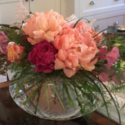Designs By Cate - Gorgeous flowers for special dinners! @ www.designsbycate.ca