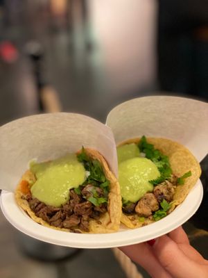 LOS TACOS No.1 by null