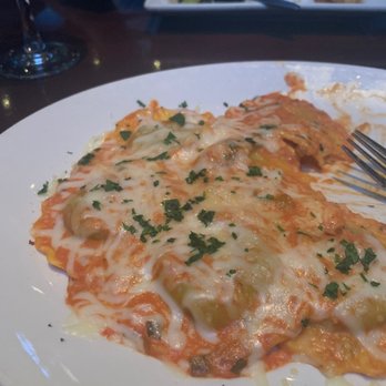 Yard House - Rid Braised Short Rib Ravioli - Bars Near Me - Glenview, Illinois Yard House - Rid Braised Short Rib Ravioli - Bars Near Me - Glenview, Illinois