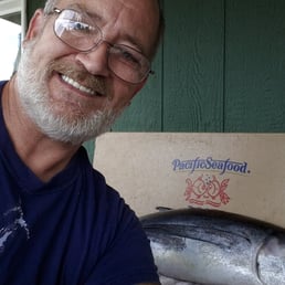 We acquired some really beautiful Tuna @ a very reasonable price. My partner Andy Dunn loved your Oysters, the freshest in town.