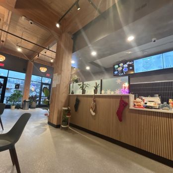 Zenko Tea - The inside of this establishment - Bubble Tea Near Me - Des Moines, Iowa