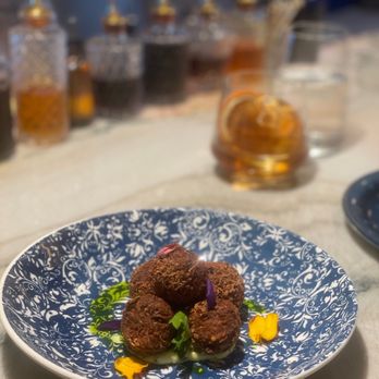 kann - AKRA crispy taro root fritters, remoulade - Caribbean Near Me - Portland, Oregon