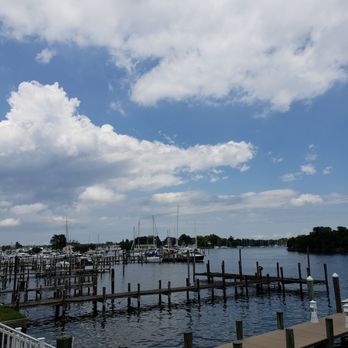 The Lighthouse Restaurant & Dock Bar - a view of the marina - Bars Near Me - Solomons, Maryland The Lighthouse Restaurant & Dock Bar - a view of the marina - Bars Near Me - Solomons, Maryland