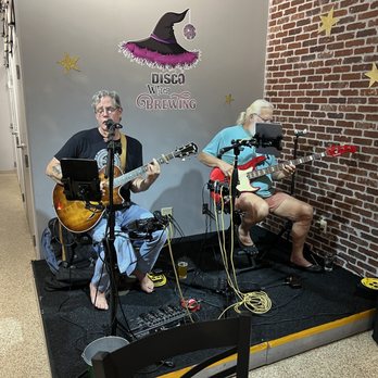 Disco Witch Brewing - Music from Hupp - Breweries Near Me - Yulee, Florida