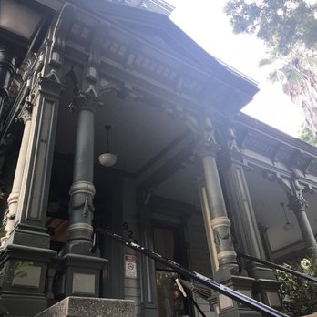 HI Sacramento Hostel - Front view - Hostels Near Me - Sacramento, California