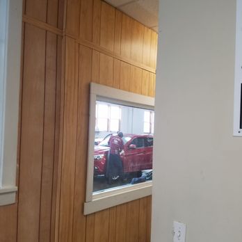 Main Handwash & Detail - The crew at work - Car Wash Near Me - Buffalo, New York