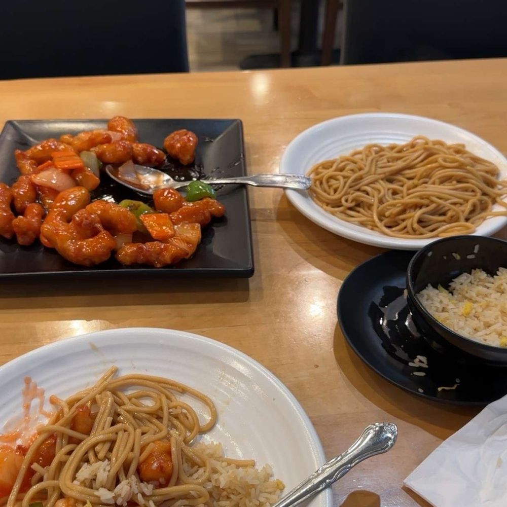 China Dragon - Sweet Sour Chicken Fried Rice Chow mein - Chinese Near Me - Corona, California