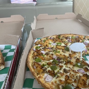 Pizza Twist - Tikka Masala Veggie Pizza Twist - Pizza Near Me - Chandler, Arizona Pizza Twist - Tikka Masala Veggie Pizza Twist - Pizza Near Me - Chandler, Arizona