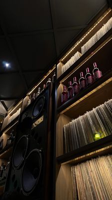 Convoy Music Bar by null