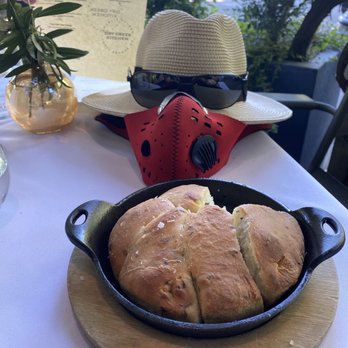 Dry Creek Kitchen - The invisible man and his Covid bread - New American Near Me - Healdsburg, California Dry Creek Kitchen - The invisible man and his Covid bread - New American Near Me - Healdsburg, California