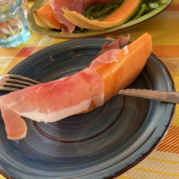 Dar Bruttone - Prosciutto and melon - Roman Near Me - Rome, RM Dar Bruttone - Prosciutto and melon - Roman Near Me - Rome, RM