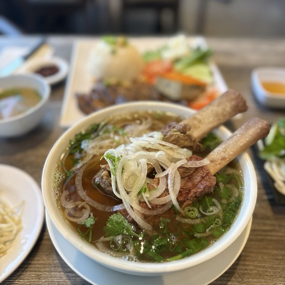 Pho Leo & Grill - Vietnamese Near Me - San Diego, California