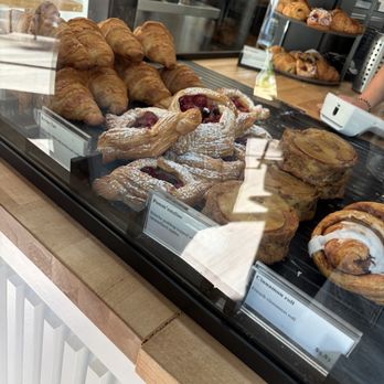 La Parisienne French Bakery - Cafes Near Me - Seattle, Washington La Parisienne French Bakery - Cafes Near Me - Seattle, Washington