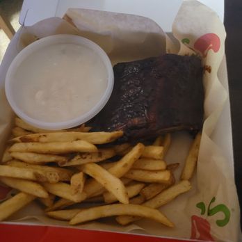 Chili's - Half rack of ribs Comes with fries and white cheddar Mac and cheese - Tex-Mex Near Me - Waipahu, Hawaii Chili's - Half rack of ribs Comes with fries and white cheddar Mac and cheese - Tex-Mex Near Me - Waipahu, Hawaii