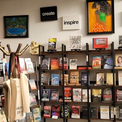 Pandora's Bookstore
