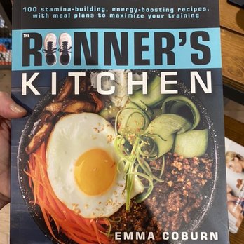 Fleet Feet - Runner's Kitchen cookbook - Shoe Stores Near Me - Chicago, Illinois Fleet Feet - Runner's Kitchen cookbook - Shoe Stores Near Me - Chicago, Illinois