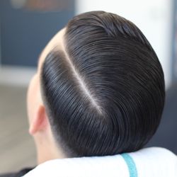 Good Barbers - Side part