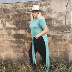 Cottonwood Creek Boutique & Tanning Salon - Women's boho style with a western flair.