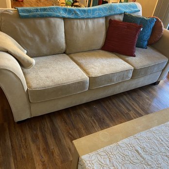 Joel Talbert Upholstery - My revitalized couch - Furniture Reupholstery Near Me - Honolulu, Hawaii Joel Talbert Upholstery - My revitalized couch - Furniture Reupholstery Near Me - Honolulu, Hawaii