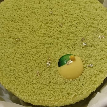 Cheese Garden - Yuzu pistachio cheese cake - Custom Cakes Near Me - Toronto, Ontario