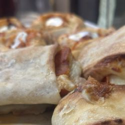 J M Pizza - Pepperoni roll