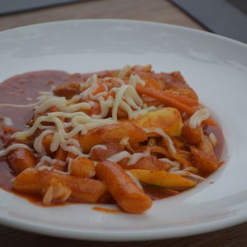 Ponzu - Tteokbokki - Sushi Bars Near Me - Waltham, Massachusetts