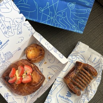 Bakehouse - sourdough egg tart, strawberry danish, sausage roll - Bakeries Near Me - Hong Kong, HK Bakehouse - sourdough egg tart, strawberry danish, sausage roll - Bakeries Near Me - Hong Kong, HK